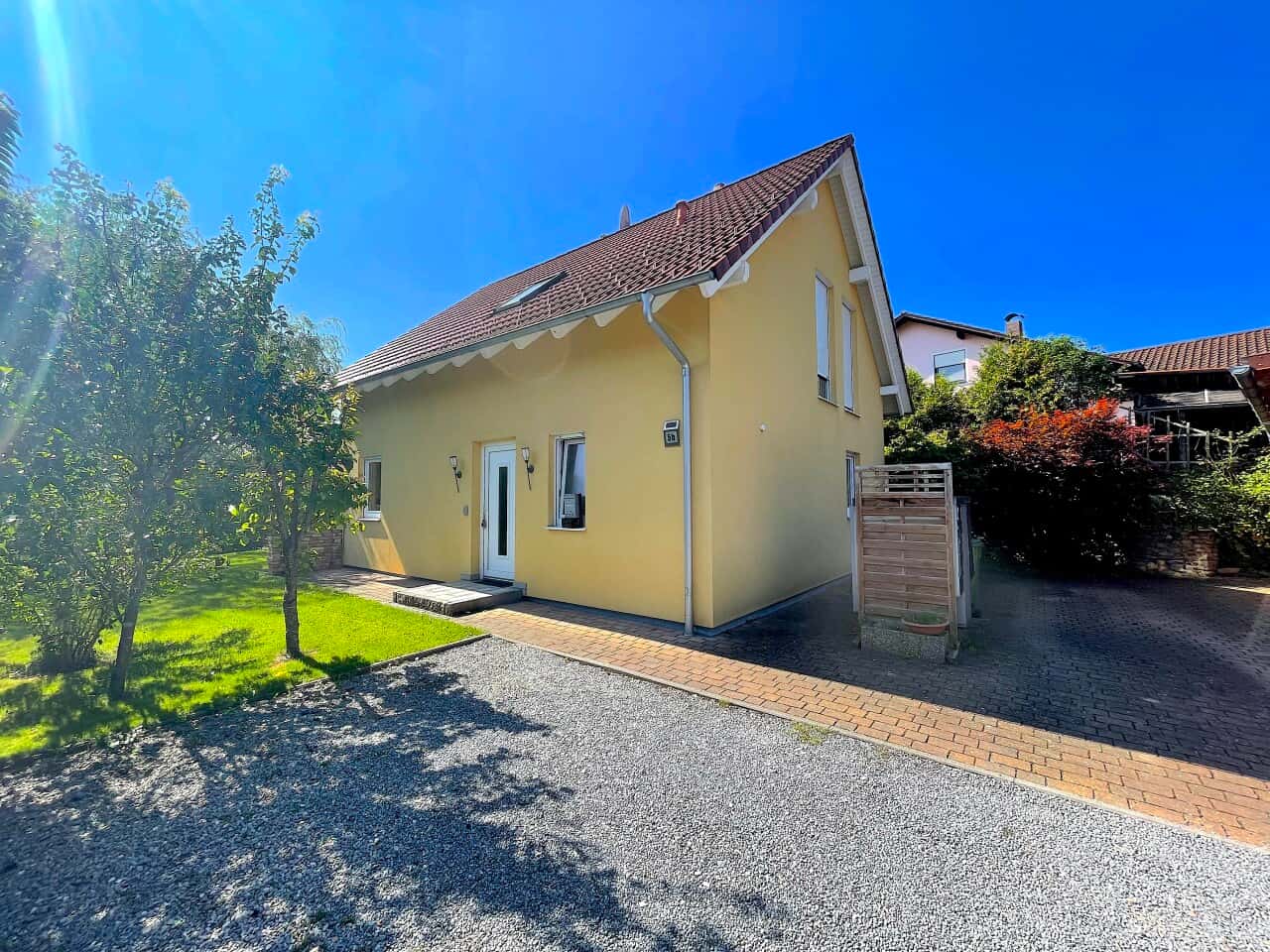 Einfamilienhaus in Wörth an der Donau – Bild 1