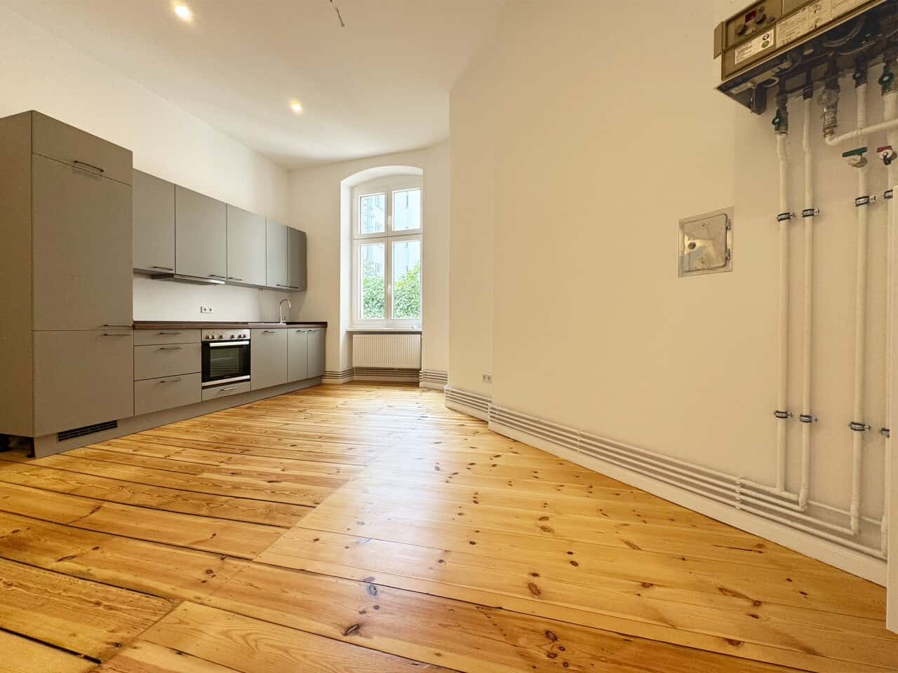 Etagenwohnung in Berlin – Bild 1
