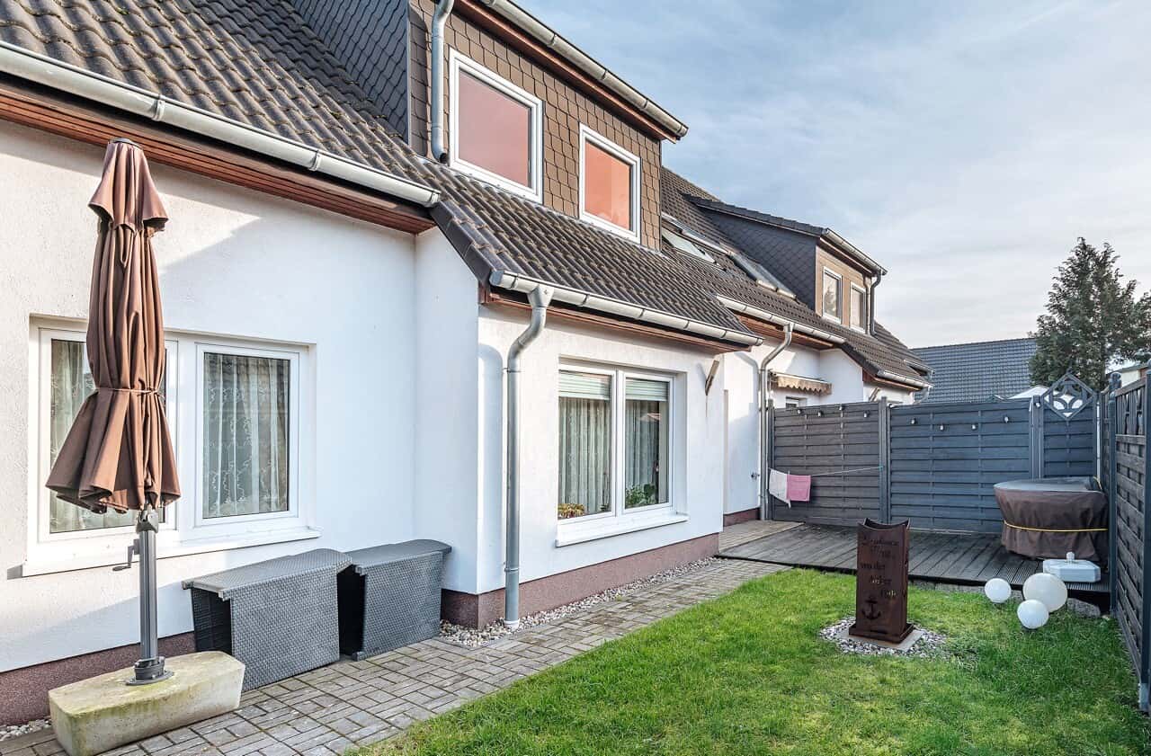 Doppelhaushälfte in Sanitz – Bild 1