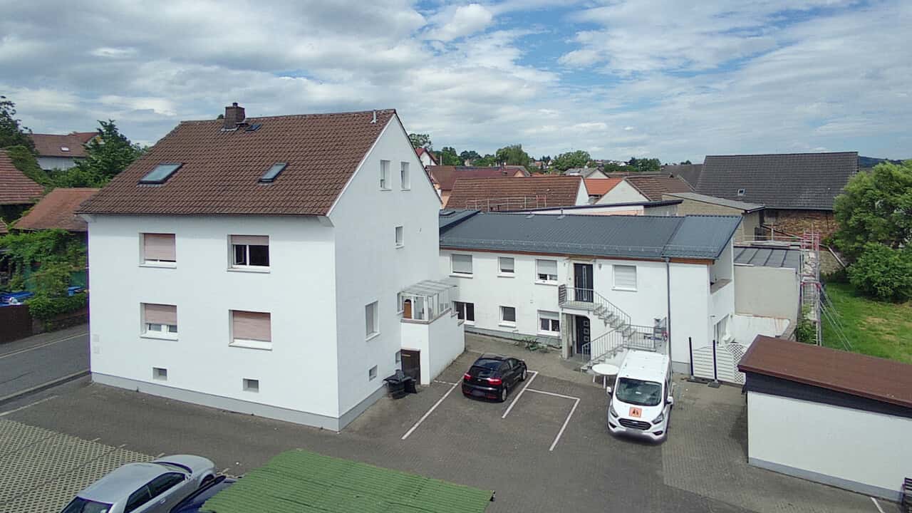 Mehrfamilienhaus in Staufenberg – Bild 3
