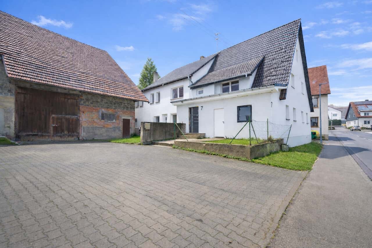 Mehrfamilienhaus in Laichingen – Bild 1