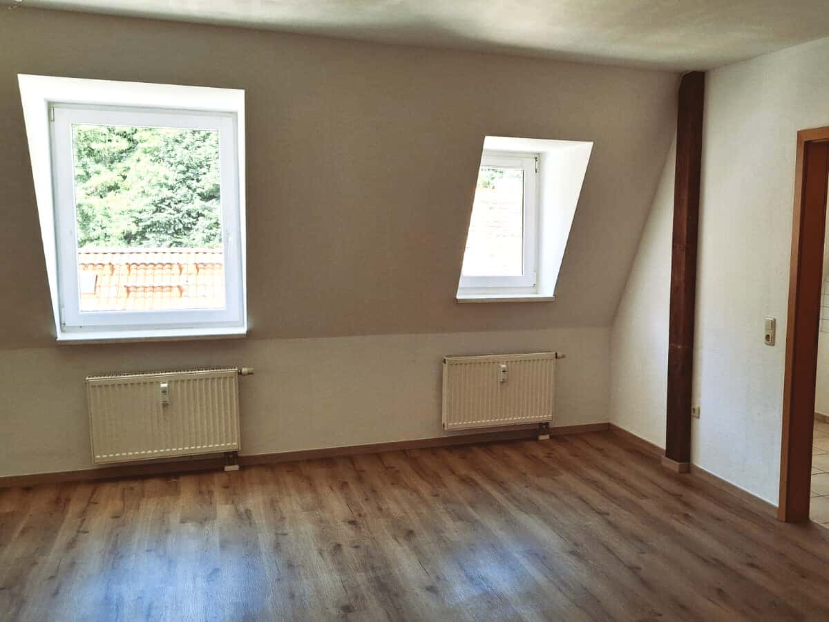 Dachgeschosswohnung in Gera – Bild 1