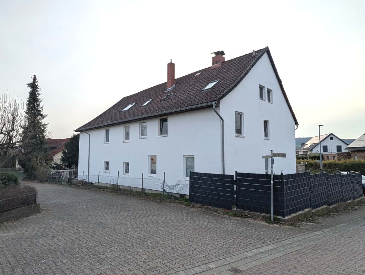 Mehrfamilienhaus in Holle – Bild 1