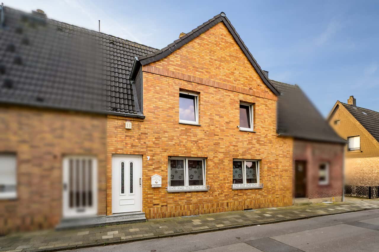 Reihenmittelhaus in Baesweiler – Bild 1