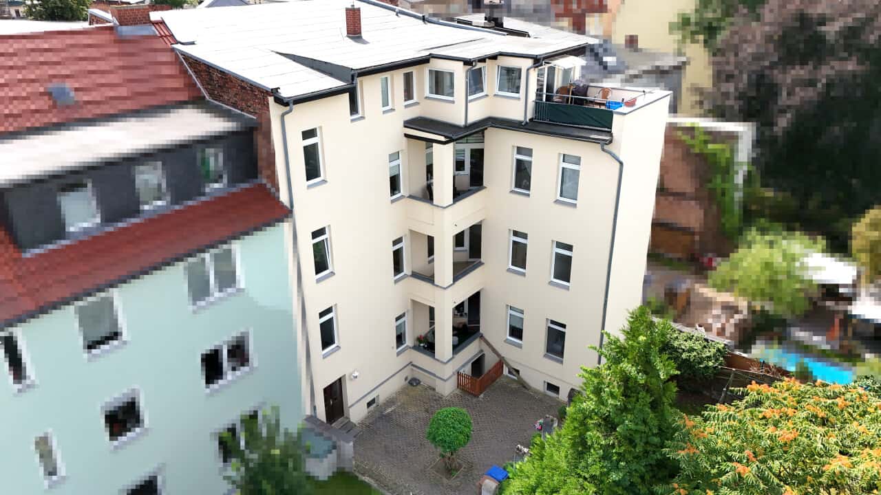 Mehrfamilienhaus in Schönebeck – Bild 2