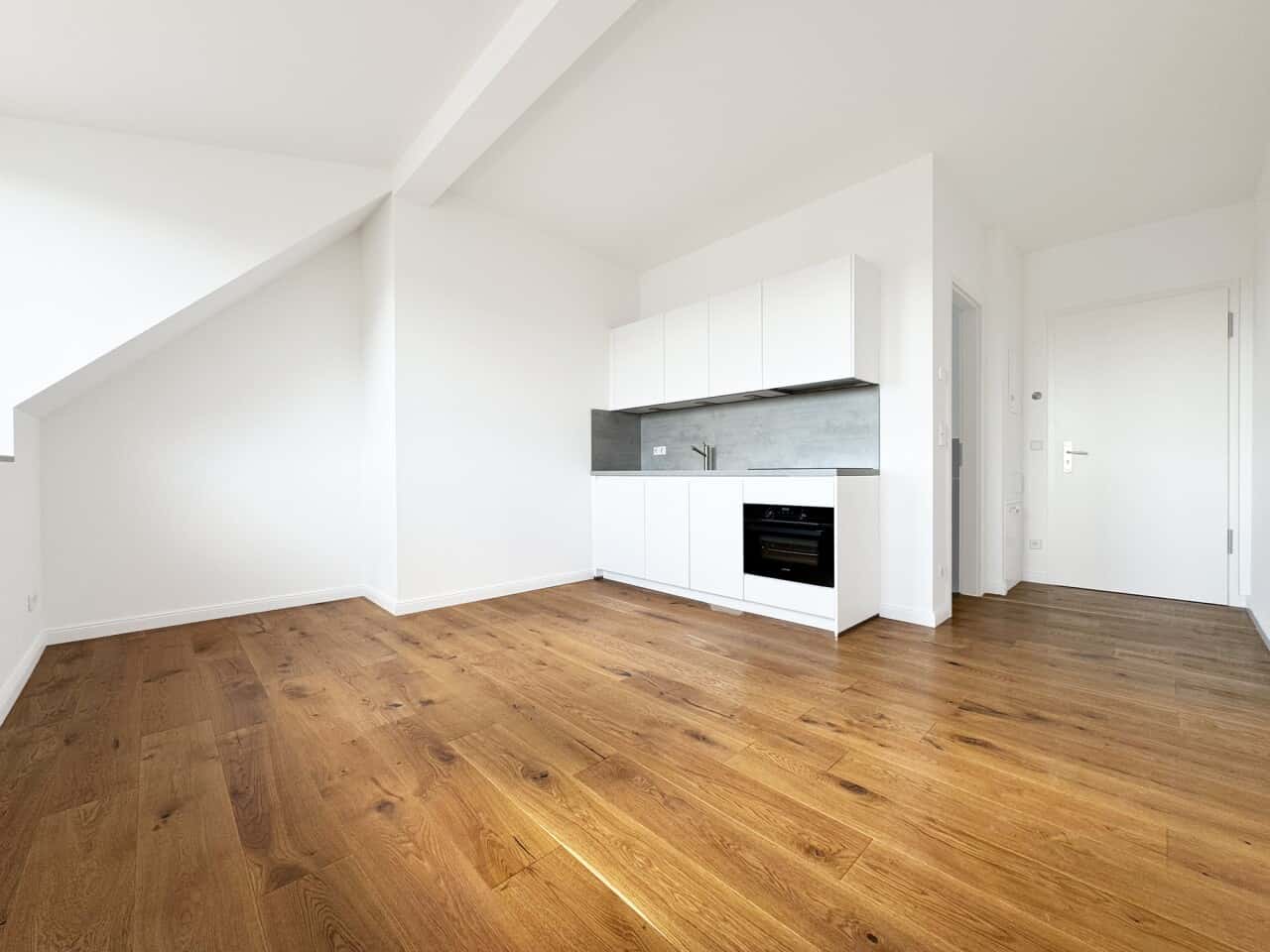 Etagenwohnung in Berlin – Bild 1