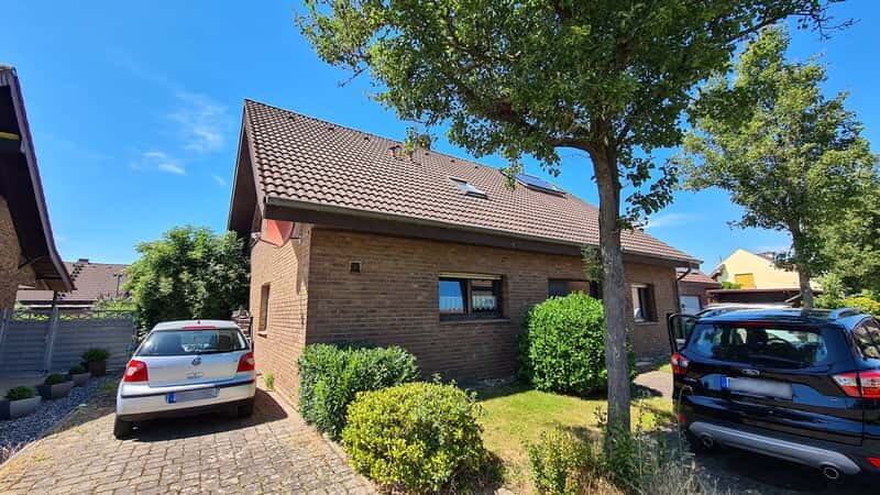 Zweifamilienhaus in Bergheim – Bild 1