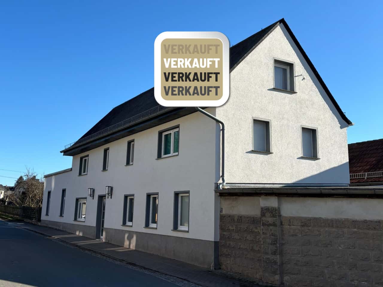 Großzügiges Familiendomizil in Rückersdorf – Historie, Komfort und Natur vereint