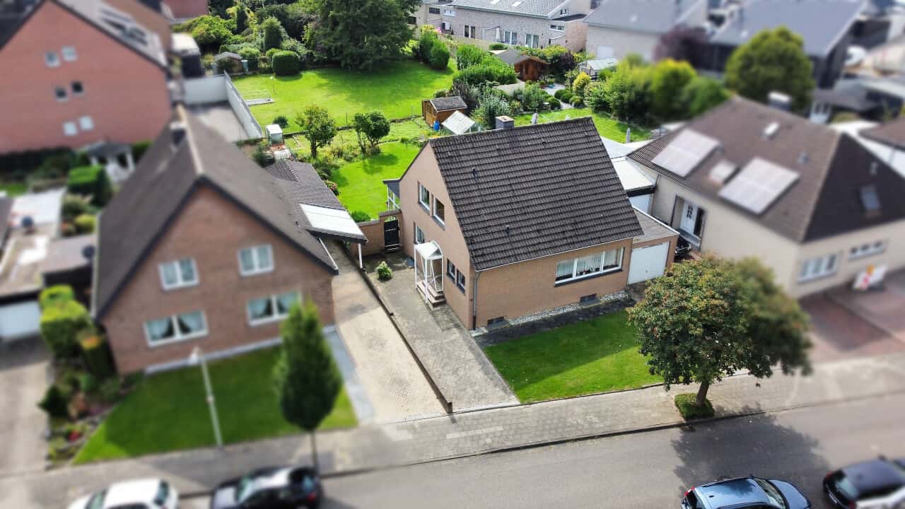 Einfamilienhaus in Übach-Palenberg – Bild 1