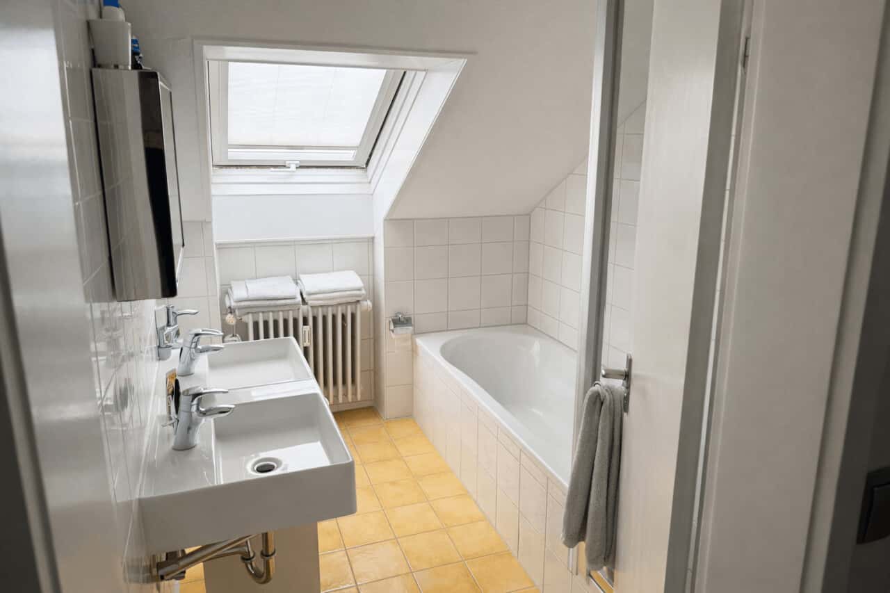 Dachgeschosswohnung in Stuttgart – Bild 3