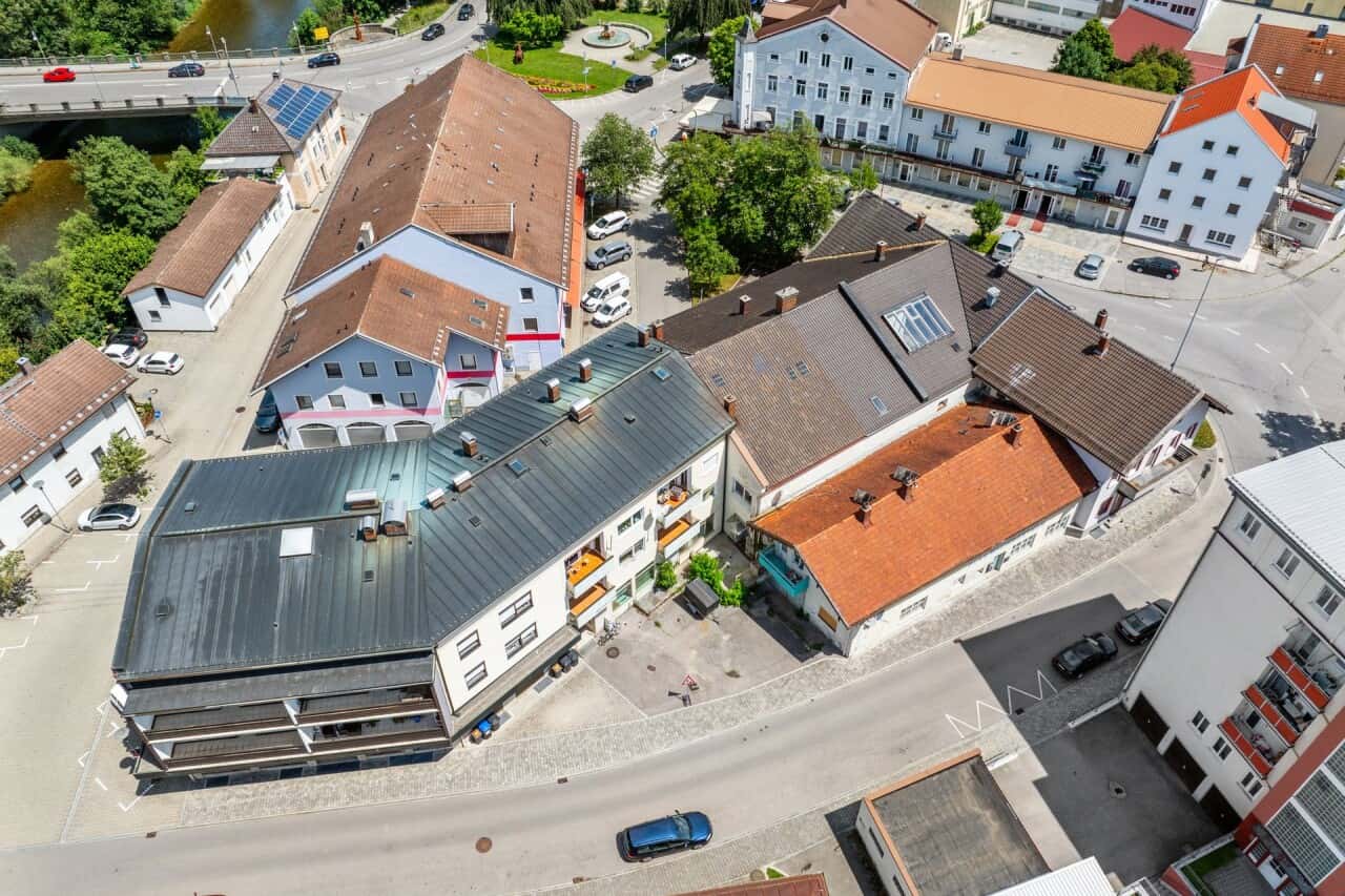 Wohn- und Geschäftshaus in Trostberg – Bild 2