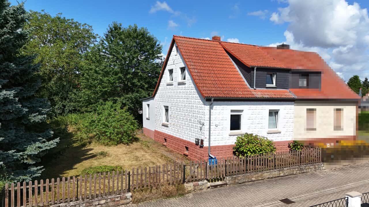 Doppelhaushälfte in Beyendorf – Bild 1
