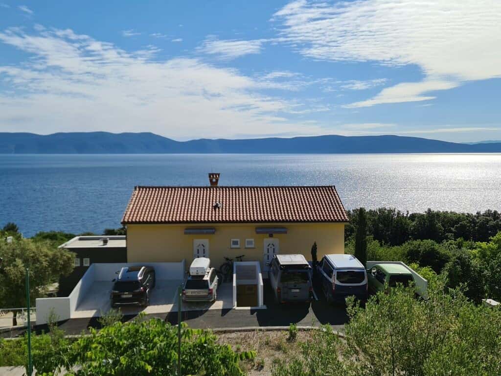 Ferienhaus in Ravni – Bild 2