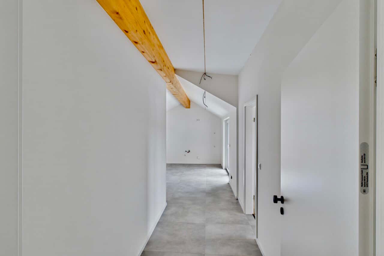 Dachgeschosswohnung in Schönenberg-Kübelberg – Bild 2