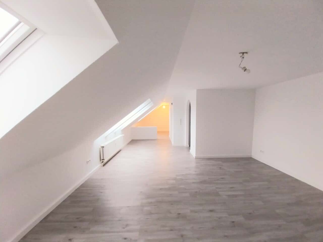 Dachgeschosswohnung in Hildesheim – Bild 1
