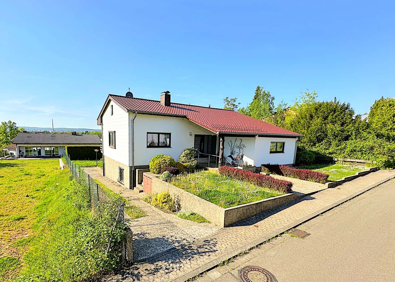 Bungalow in Güdingen – Bild 1