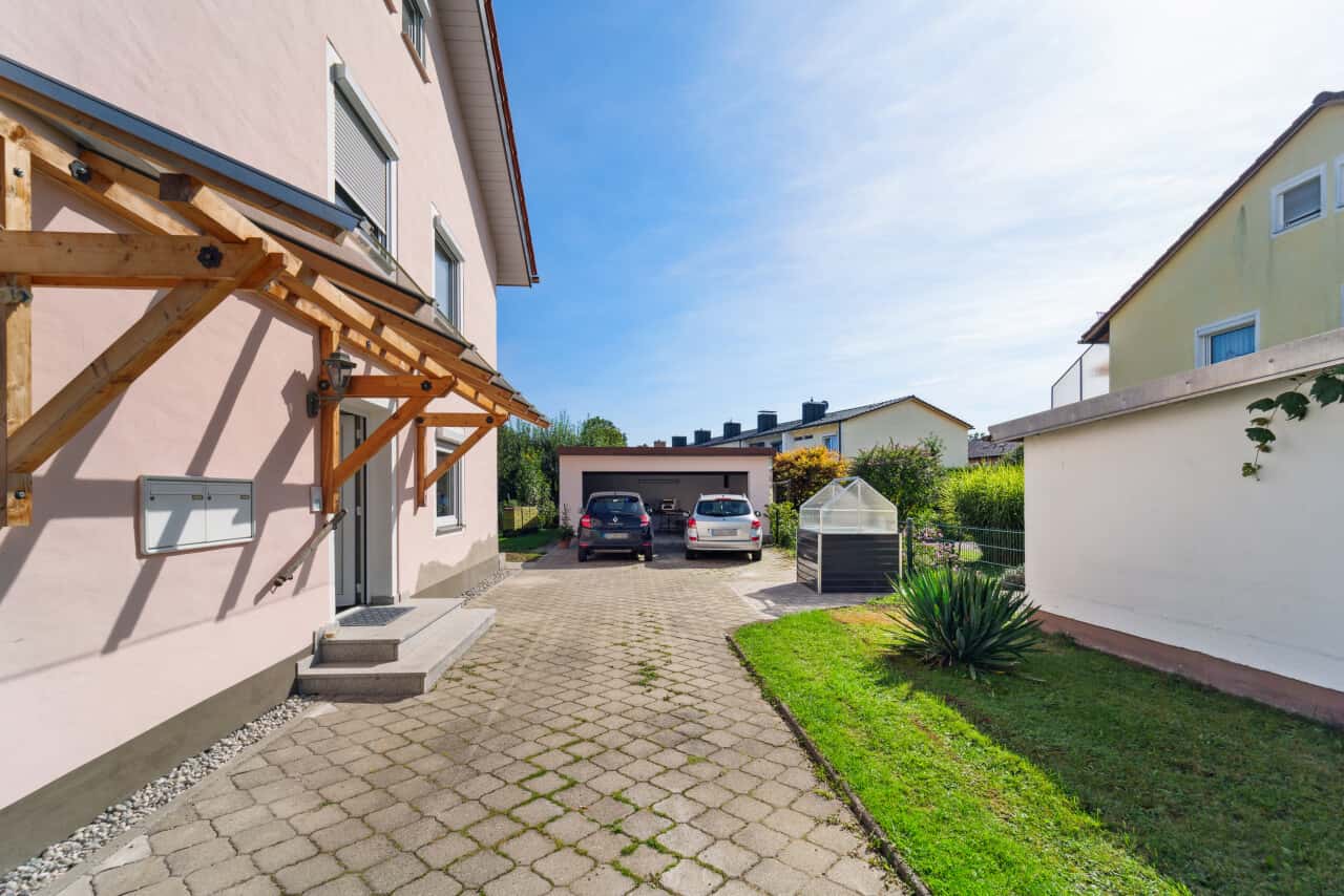 Doppelhaushälfte in Traunreut – Bild 1