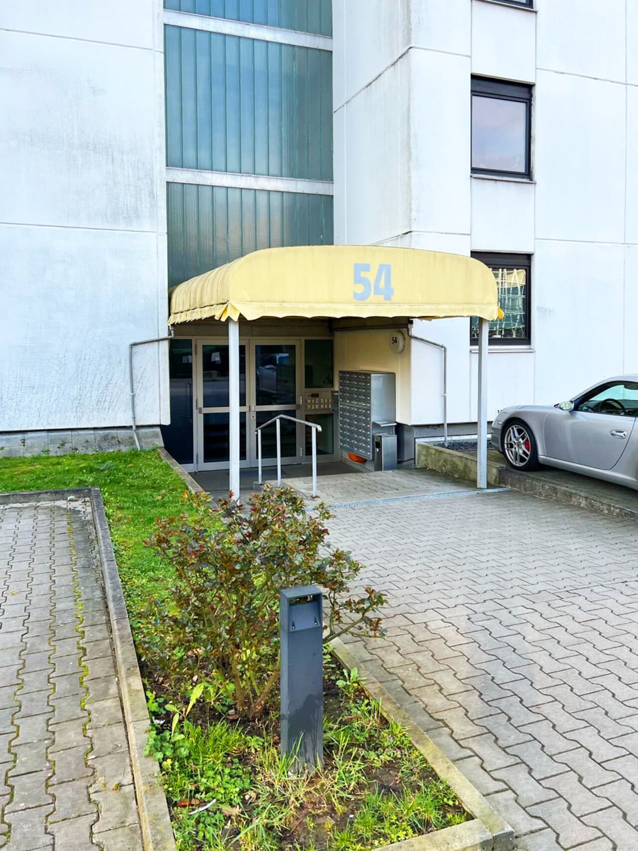 Etagenwohnung in Frankfurt am Main – Bild 3