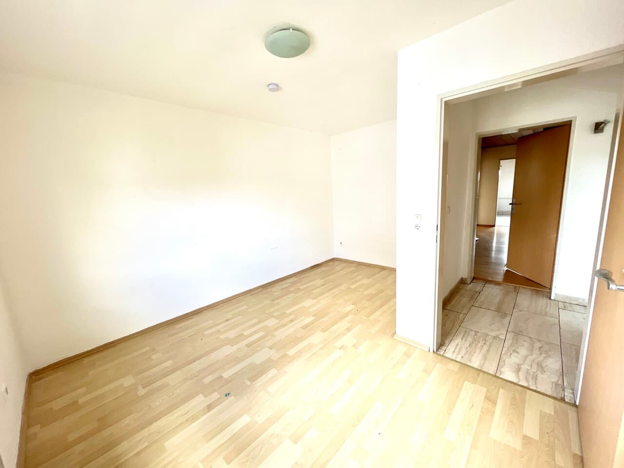 Mehrfamilienhaus in Lörzweiler – Bild 20