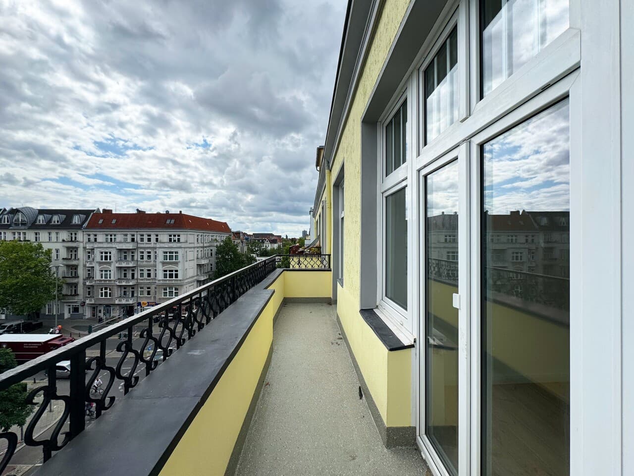 Etagenwohnung in Berlin – Bild 2
