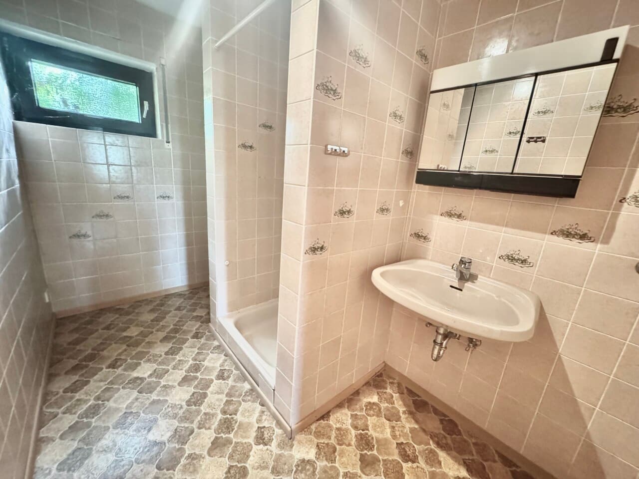 Einfamilienhaus in Sörgenloch – Bild 12