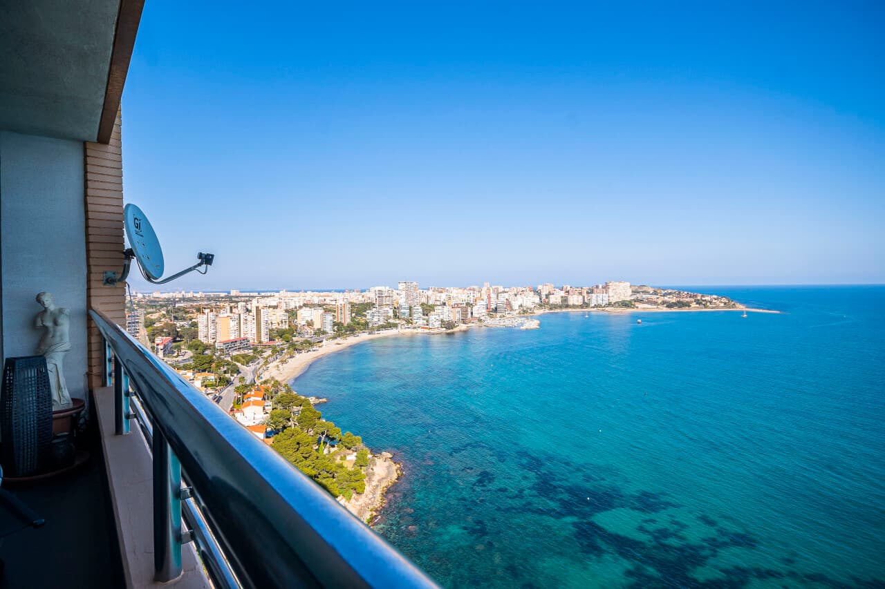 Etagenwohnung in Alicante – Bild 25