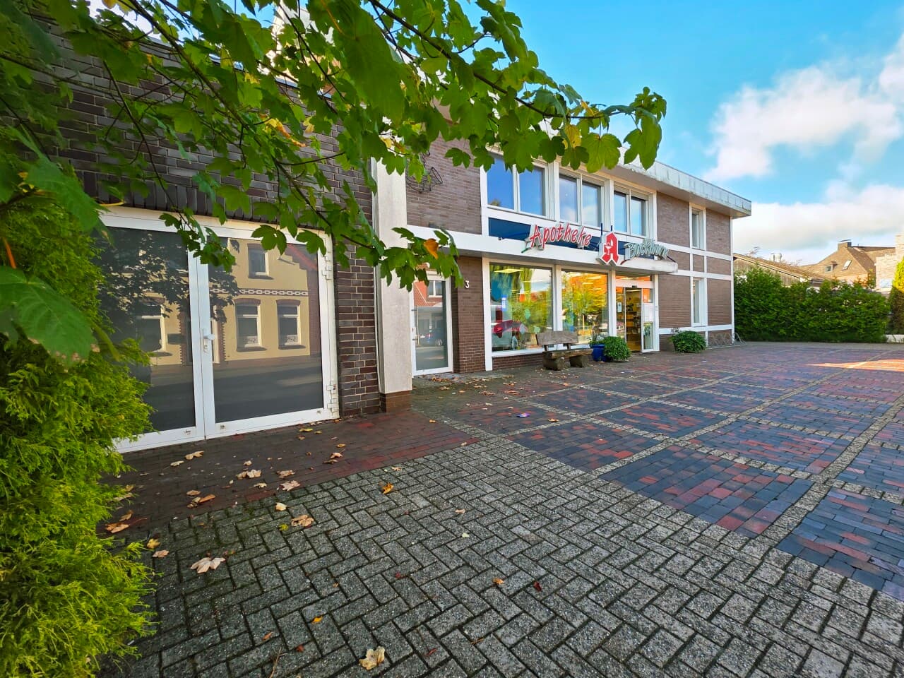 Wohn- und Geschäftshaus in Bockhorn – Bild 2