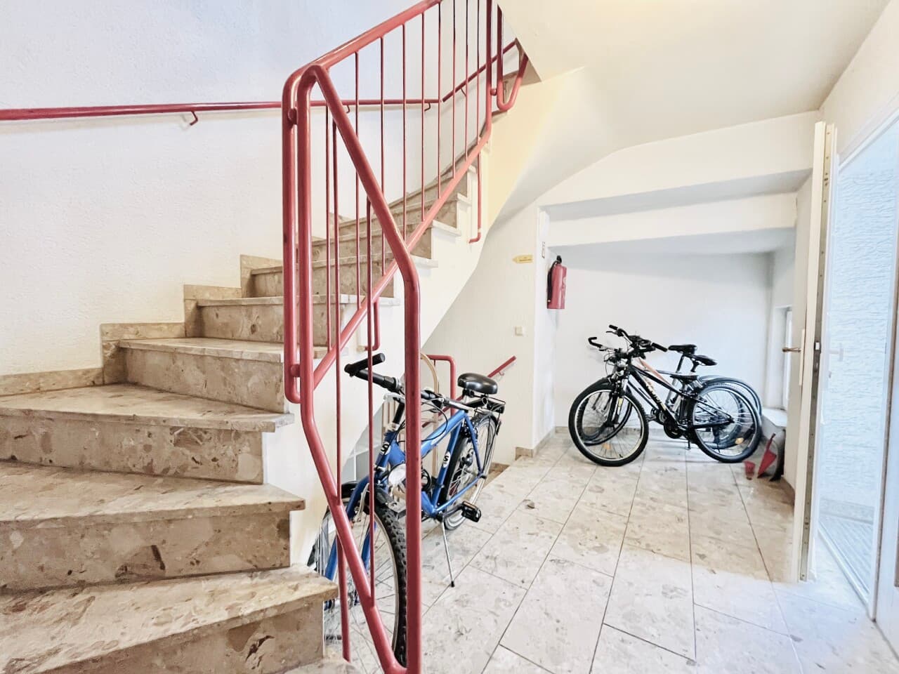 Mehrfamilienhaus in Stadecken-Elsheim – Bild 25