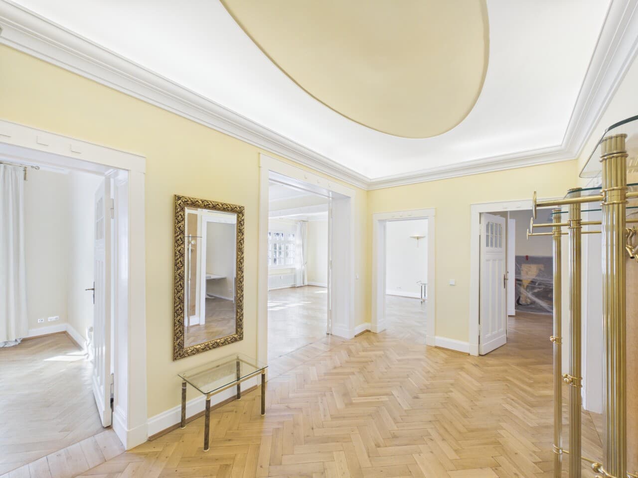 Etagenwohnung in Berlin – Bild 3