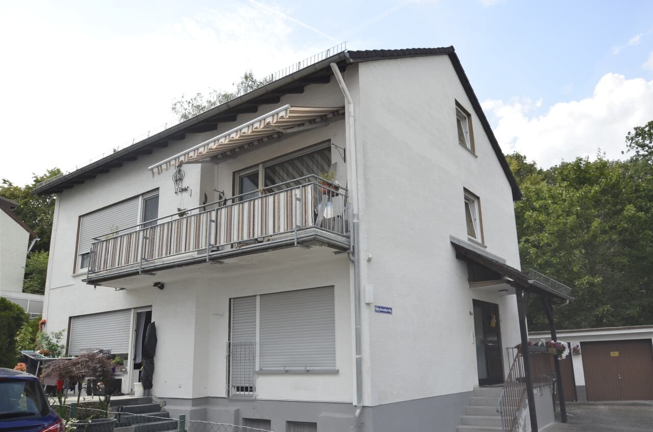 Etagenwohnung in Wiesbaden – Bild 2
