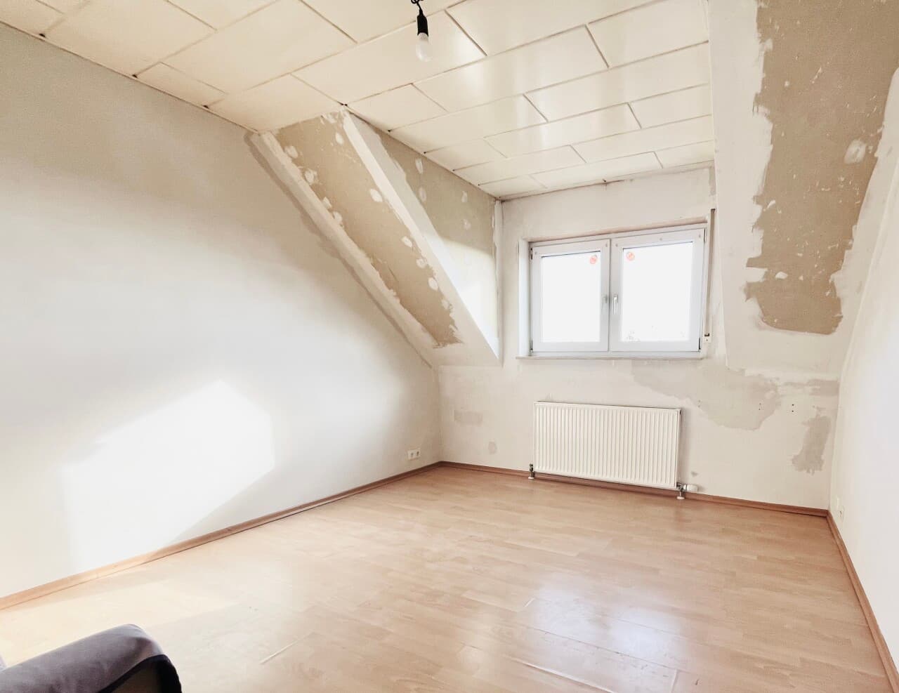 Dachgeschosswohnung in Stadecken-Elsheim – Bild 5
