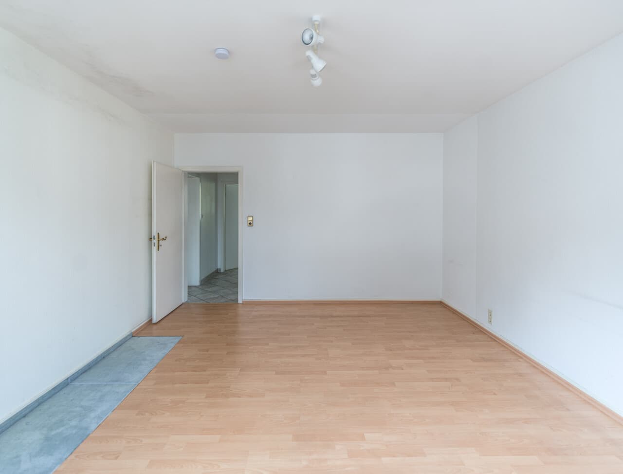 Etagenwohnung in Frankfurt – Bild 4