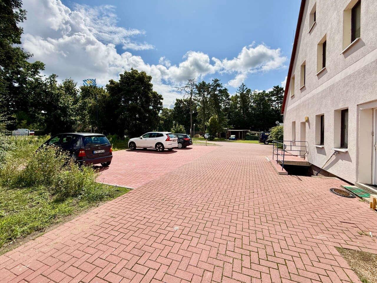 Mehrfamilienhaus in Dabel – Bild 3