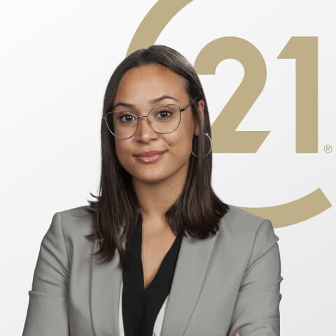 Elena Meyer - Immobilienmakler bei CENTURY 21 Homes & Castles