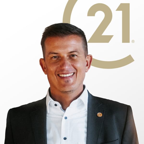 Anton Hofauer - Immobilienmakler bei CENTURY 21 Golden time Immobilien