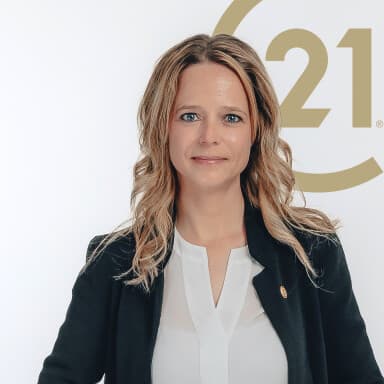 Frau Svenja Thörner
