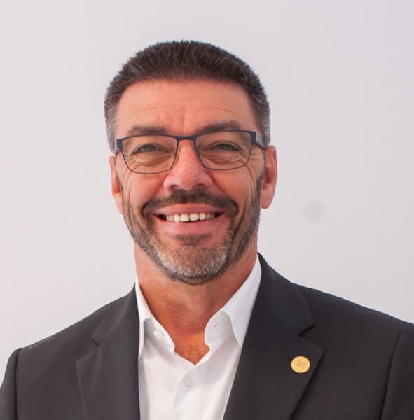 Herr Uwe Frankfurter