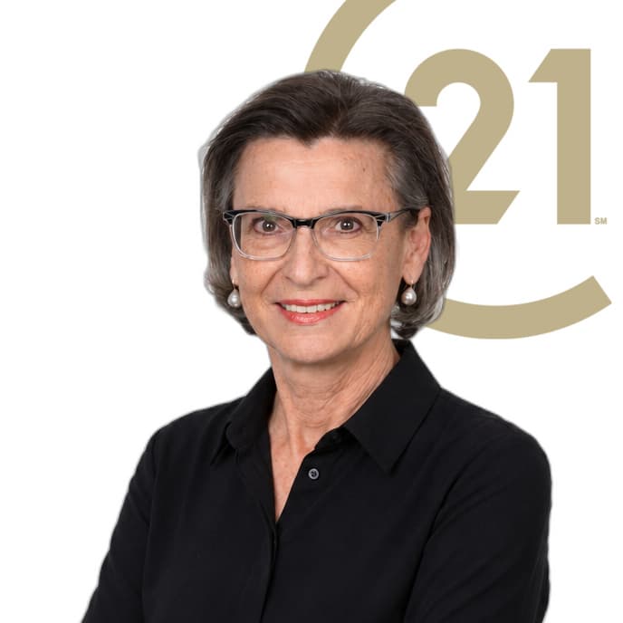Regina Bayer-Frömelt - Immobilienmakler bei CENTURY 21 Immovision