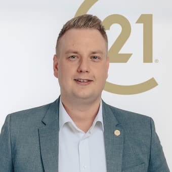 Adrian Luks - Immobilienmakler bei CENTURY 21 Schmittmann & Kollegen