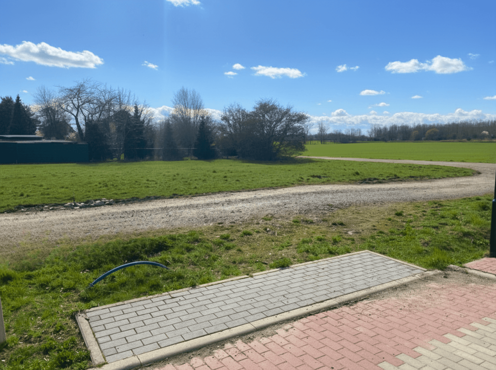 Grundstück in Elstertrebnitz